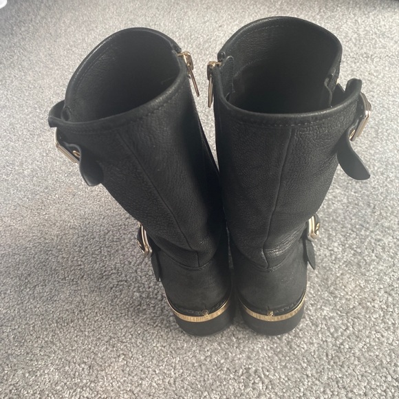 Vince Camuto Women's Windy Moto Bikers Black Leather Boot gold Hardware 7M - Picture 6 of 7